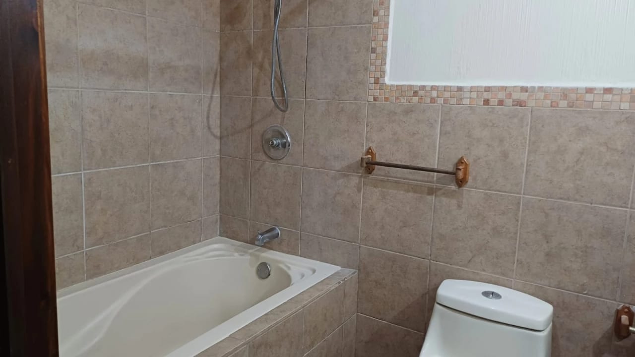 Casa en alquiler, Condominio Brisas del Campo Km 19.5 CAES — Casa en Alquiler en Brisas del Campo, Carretera a El Salvador, Guatemala, Ciudad — foto 8 de 12