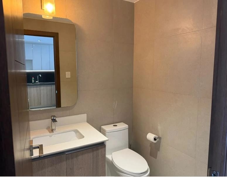 Apartamento en venta, Edificio Reserva Diez, zona 10 — Apartamento en Venta en Reserva Diez, Zona 10, Guatemala, Ciudad — foto 12 de 14