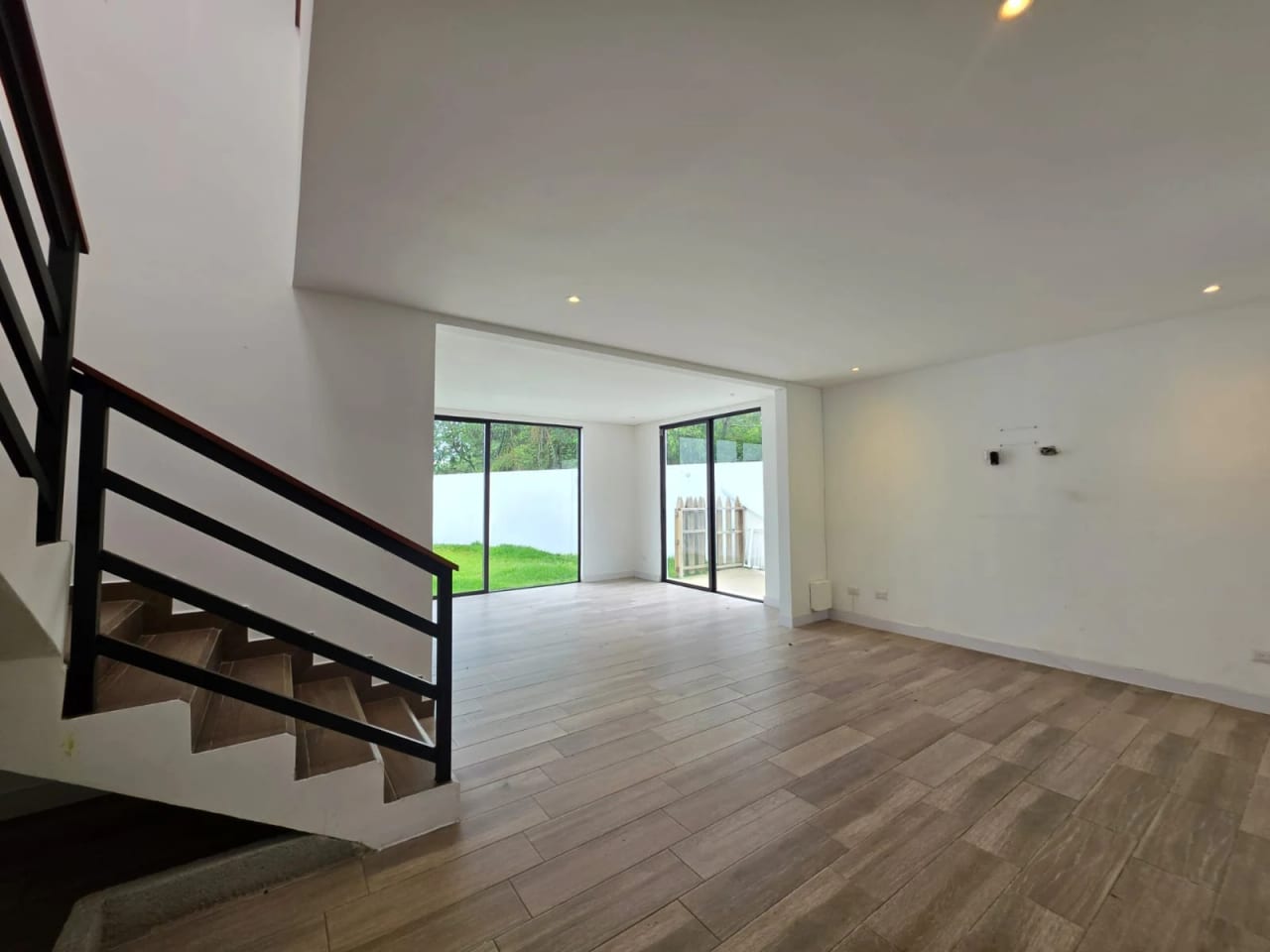 Casa en venta, Portal del Bosque IV, Carretera a El Salvador — Casa en Venta en Portal del Bosque IV, Carretera a El Salvador, Guatemala, Ciudad — foto 1 de 14