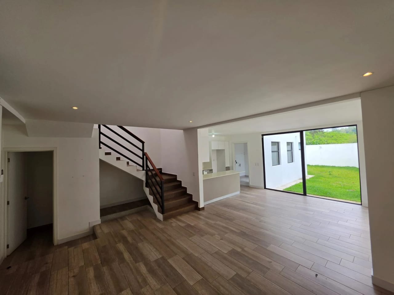 Casa en venta, Portal del Bosque IV, Carretera a El Salvador — Casa en Venta en Portal del Bosque IV, Carretera a El Salvador, Guatemala, Ciudad — foto 3 de 14