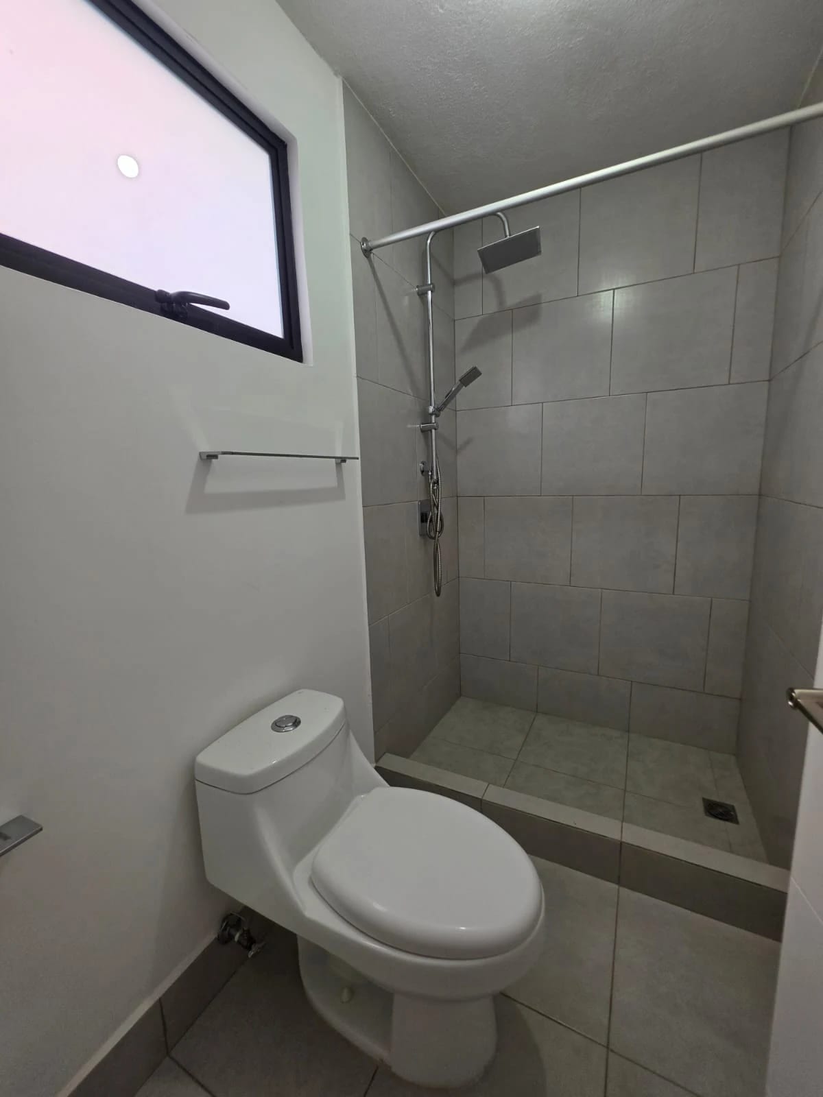 Casa en venta, Portal del Bosque IV, Carretera a El Salvador — Casa en Venta en Portal del Bosque IV, Carretera a El Salvador, Guatemala, Ciudad — foto 9 de 14