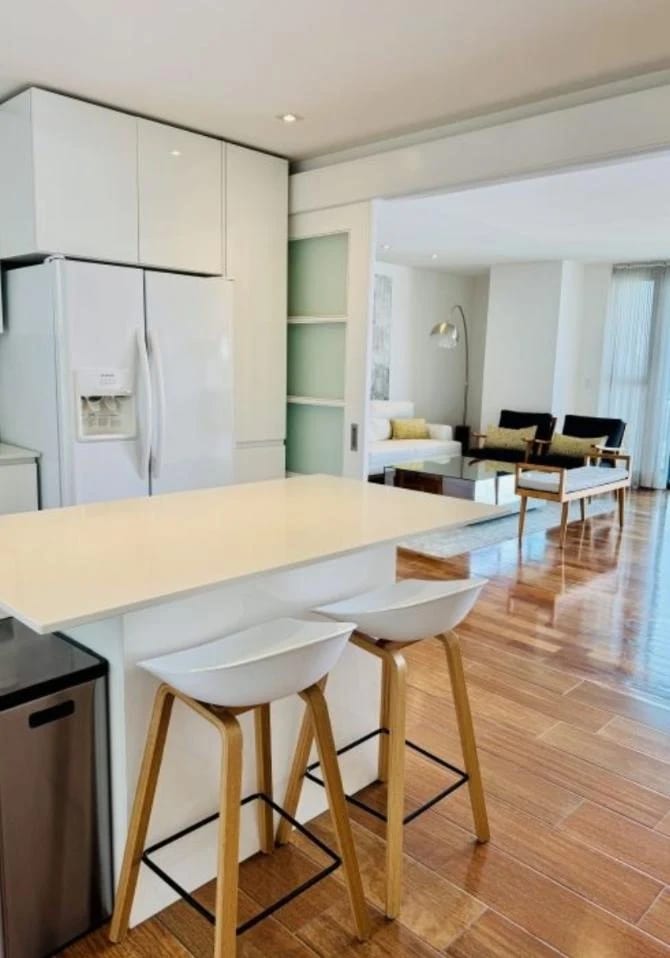 Exclusivo Apartamento en Alquiler, Edificio Lucca, zona 10 — Apartamento en Alquiler en Lucca, Zona 10, Guatemala, Ciudad — foto 5 de 9