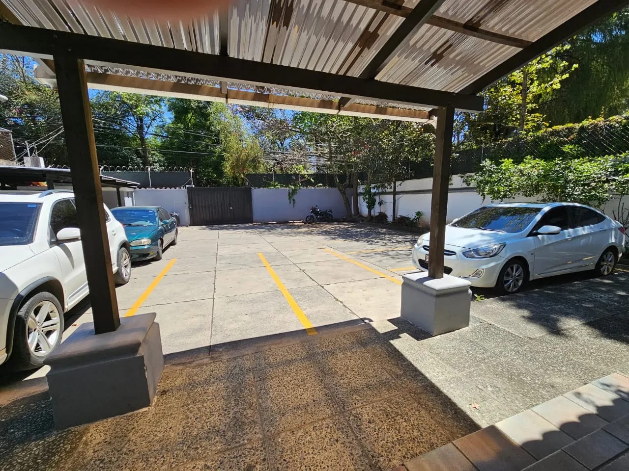 Casa en alquiler para Oficinas, zona 10 — Casa en Alquiler en Zona 10, Guatemala, Ciudad — foto 10 de 11