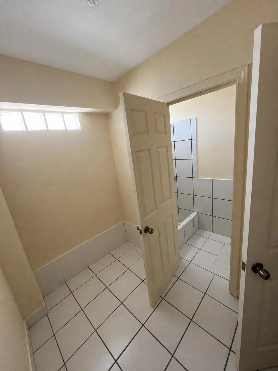Exclusivo Penthouse en alquiler, Andes de la Montaña, zona 16 — Apartamento en Alquiler en Zona 16, Guatemala, Ciudad — foto 13 de 15