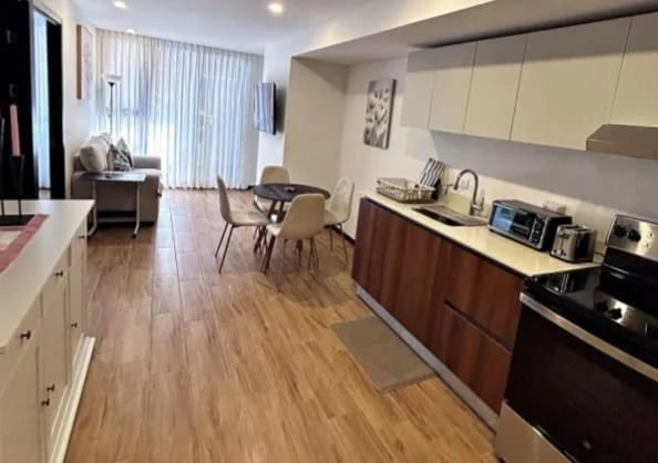 Apartamento Amueblado en Alquiler, Edificio Essenza, zona 13 — Apartamento en Alquiler en Essenza, Zona 13, Guatemala, Ciudad — foto 3 de 9