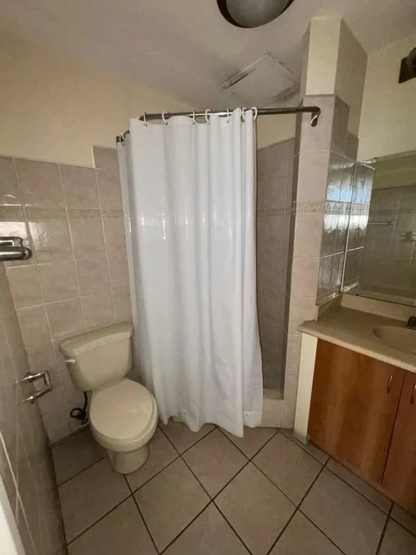 Apartamento en Alquiler, Edificio Santorini Americas, zona 14 — Apartamento en Alquiler en Santorini Américas, Zona 14, Guatemala, Ciudad — foto 6 de 6