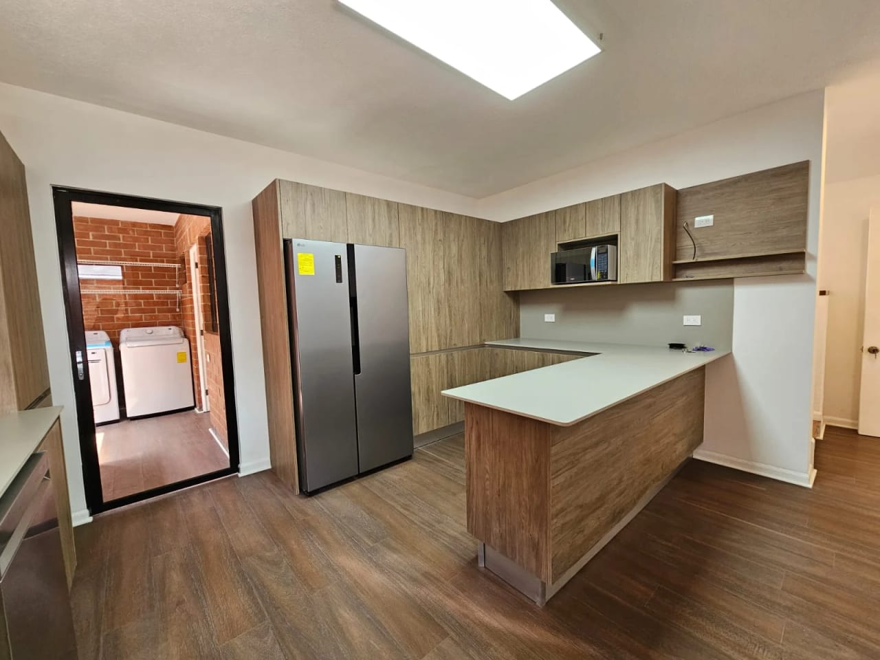 Casa remodelada en Alquiler, Condominio Elgin 2, zona 13 — Casa en Alquiler en Elgin, Zona 13, Guatemala, Ciudad — foto 3 de 16