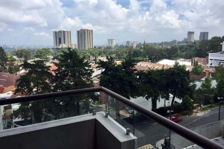 Moderno Apartamento en alquiler, Edificio Veinti4, zona 10 — Apartamento en Alquiler en Veinti4, Zona 10, Guatemala, Ciudad — foto 2 de 17