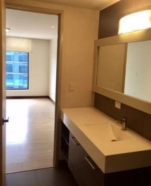 Moderno Apartamento en alquiler, Edificio Veinti4, zona 10 — Apartamento en Alquiler en Veinti4, Zona 10, Guatemala, Ciudad — foto 7 de 17