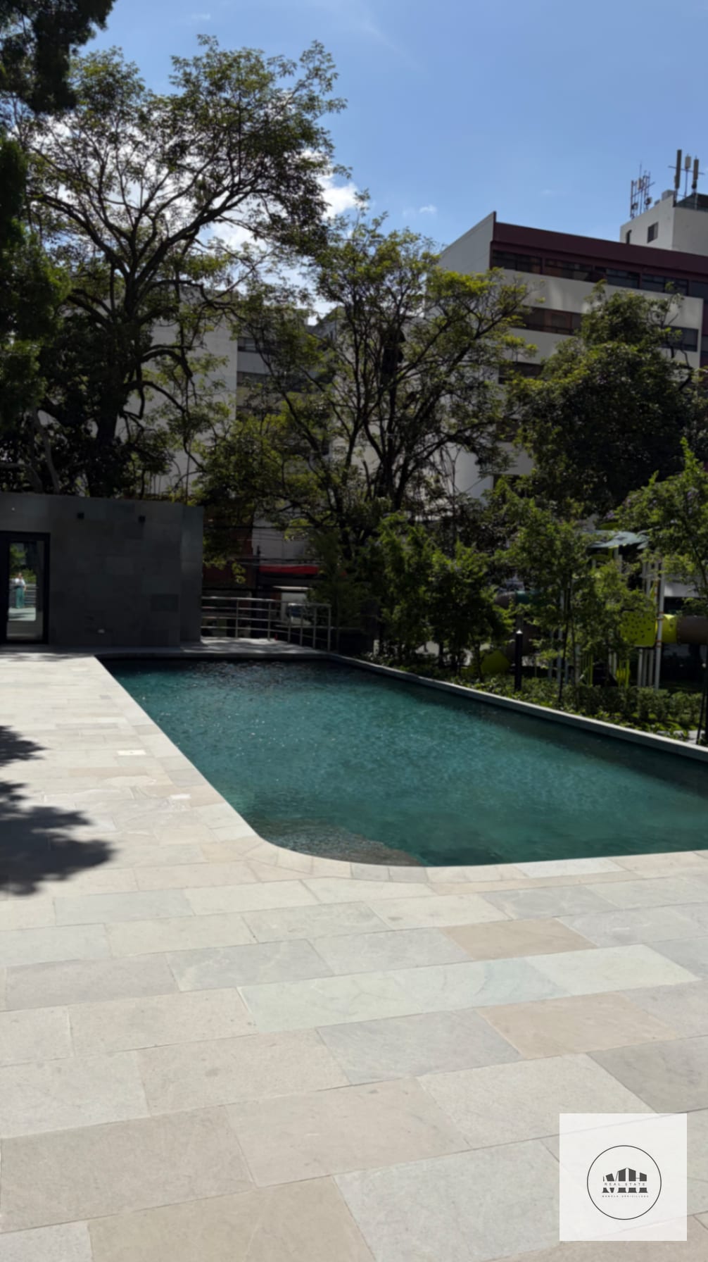 Bellísimo y moderno apartamento en zona 10 — Apartamento en Alquiler en Zona 10, Guatemala, Ciudad — foto 16 de 17