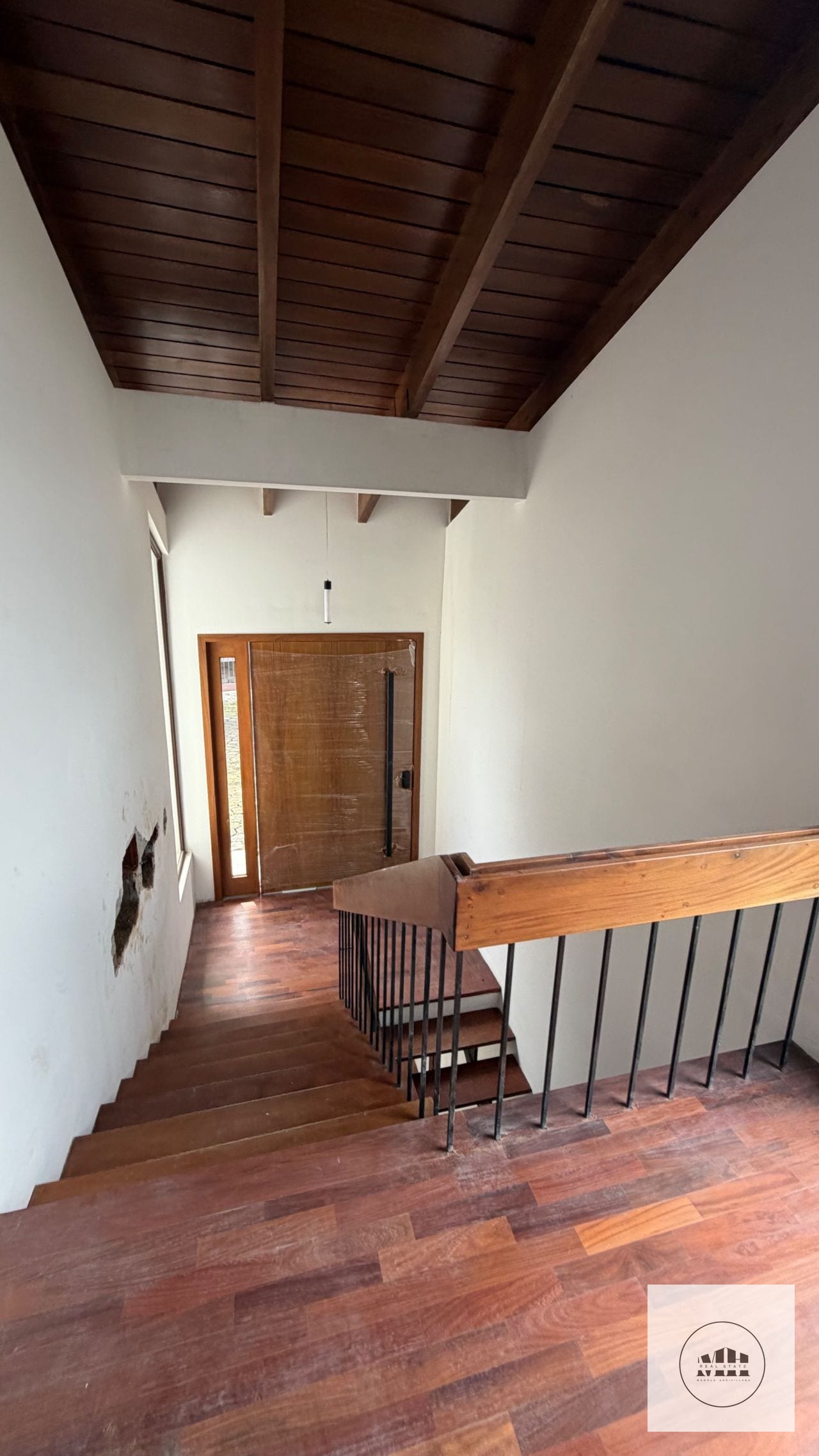 Bellisima casa remodelada zona 10 — Casa en Alquiler en Zona 10, Guatemala, Ciudad — foto 8 de 14