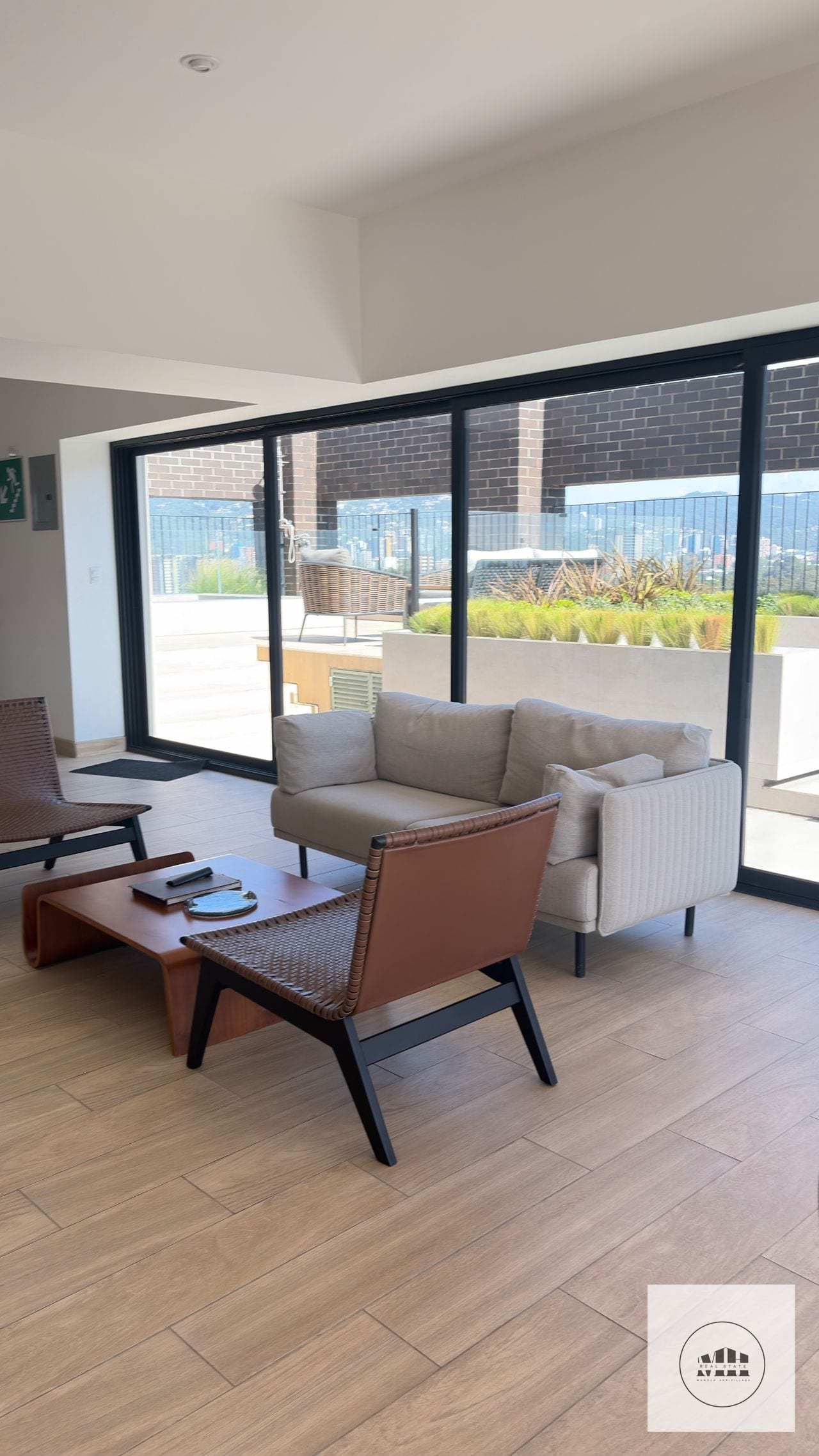 Moderno apartamento zona 10 — Apartamento en Venta en Meraki Z10, Zona 10, Guatemala, Ciudad — foto 11 de 14