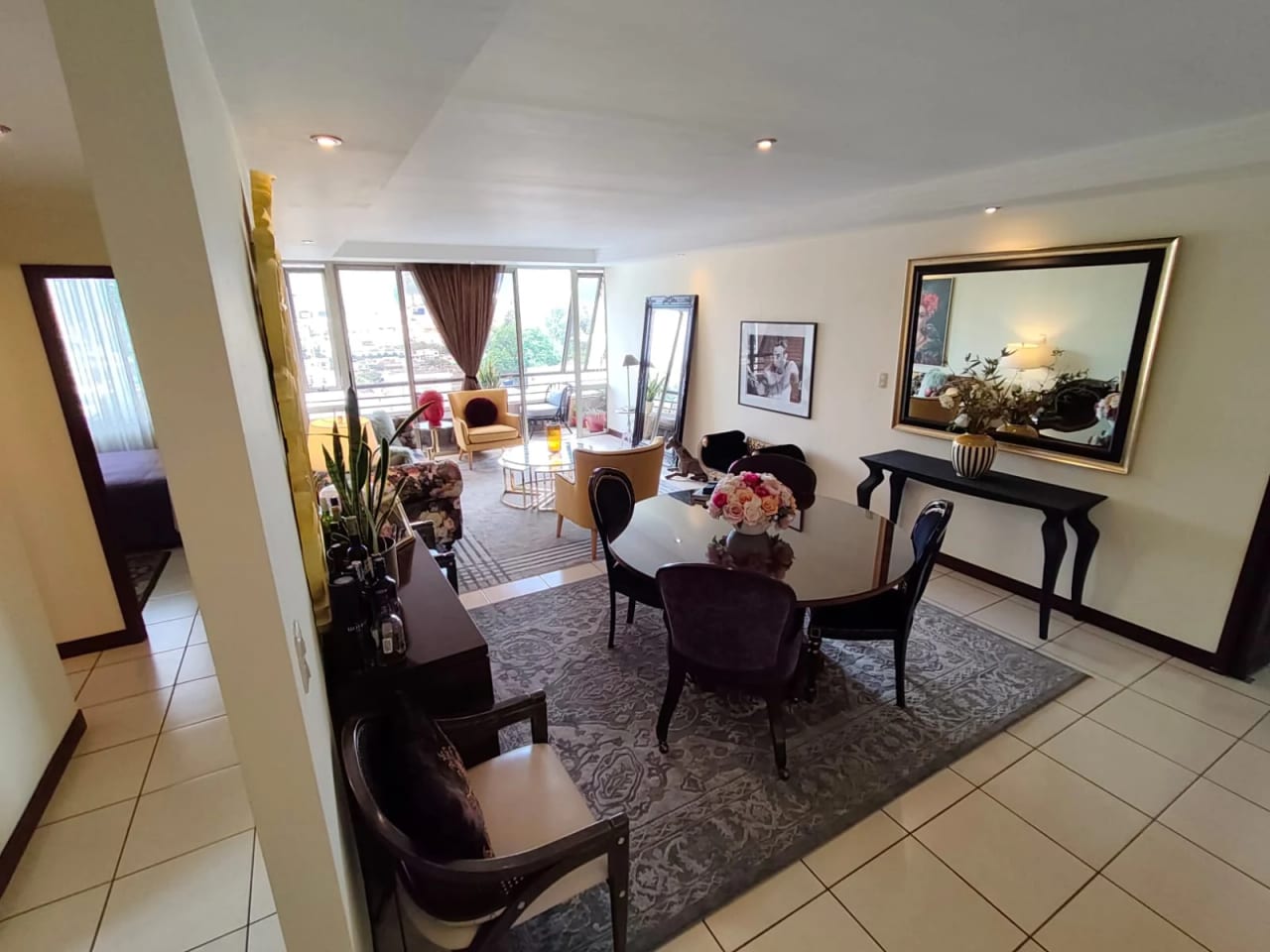 Zona 10 Jardines del Acueducto Apartamento en venta y renta — Apartamento en Venta en Zona 10, Guatemala, Ciudad — foto 11 de 17