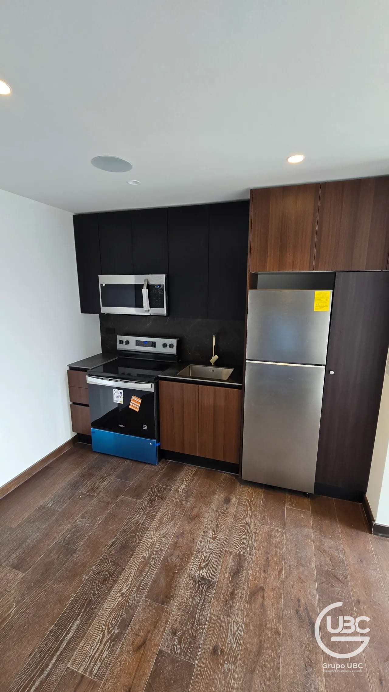 Apartamento para estrenar en Atarah Zona 10 — Apartamento en Alquiler en Atarah, Zona 10, Guatemala, Ciudad — foto 3 de 12