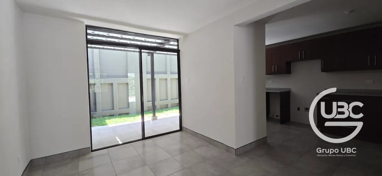 Moderna casa en renta en Santa Lucía Milpas Altas — Casa en Alquiler en Santa Lucía Milpas Altas, Sacatepéquez — foto 5 de 17