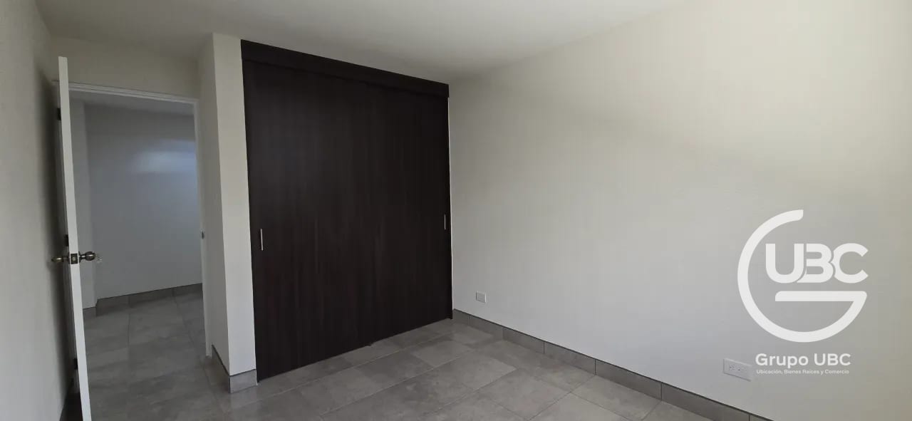 Moderna casa en renta en Santa Lucía Milpas Altas — Casa en Alquiler en Santa Lucía Milpas Altas, Sacatepéquez — foto 17 de 17