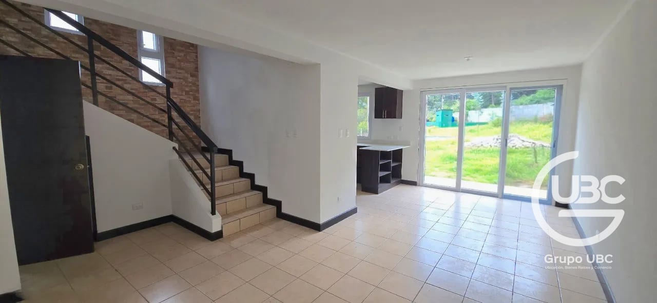 Casa en venta en Santa Lucía Milpas Altas Sacatepéquez — Casa en Venta en Santa Lucía Milpas Altas, Sacatepéquez — foto 4 de 17