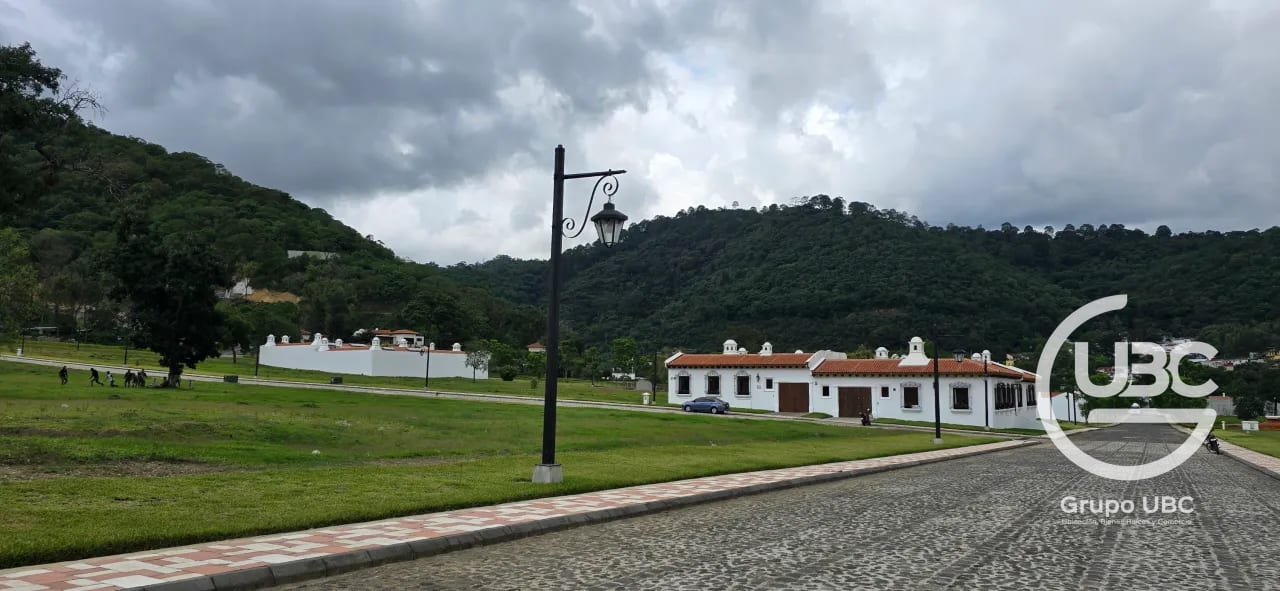 Espectacular terreno en Venta en Paseo Antigua — Terreno en Venta en Dentro del Casco, Antigua, Sacatepéquez — foto 10 de 10
