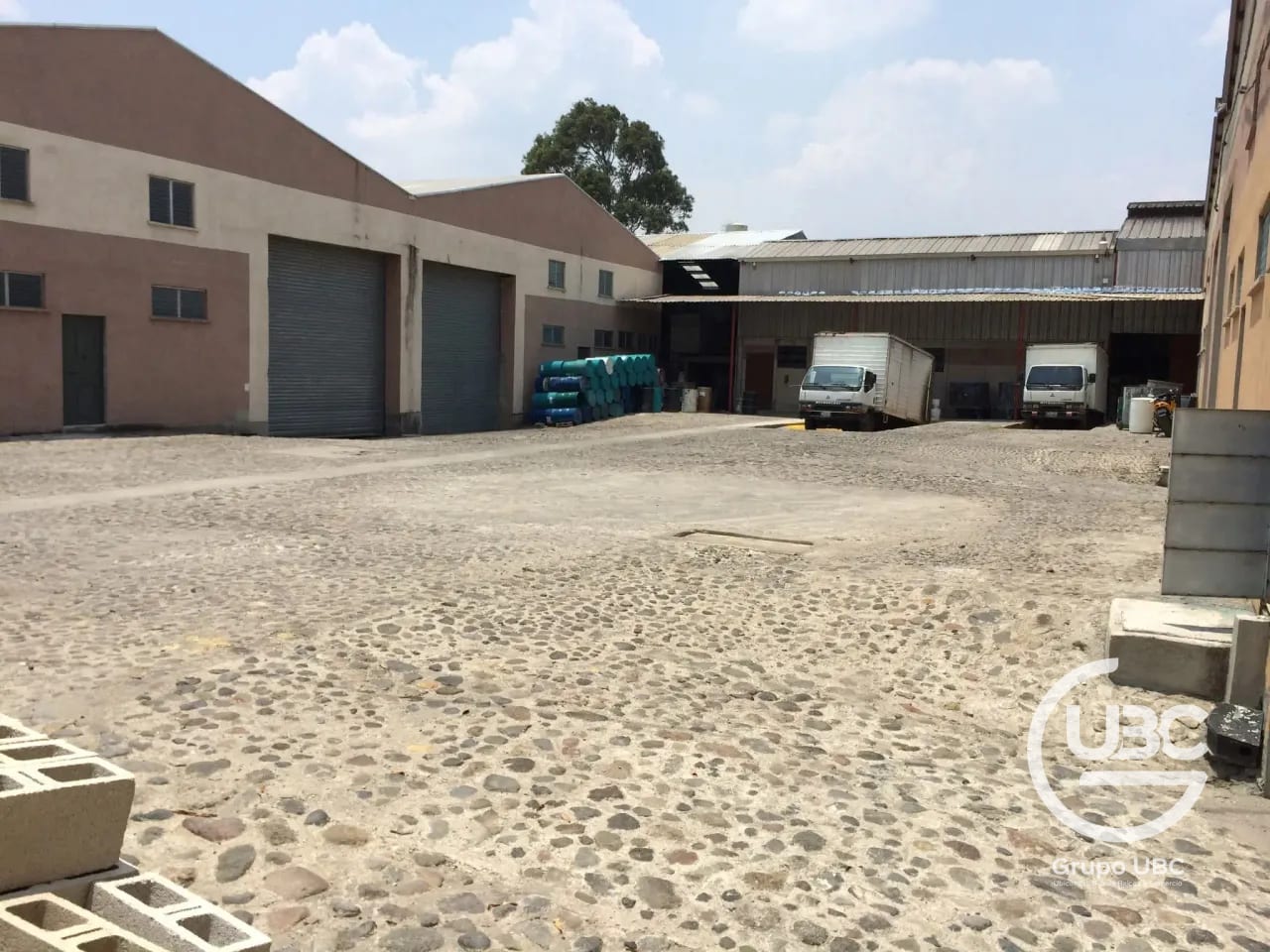 Bodega en renta en Los Álamos muy cercano a Plaza Los Álamos — Bodega / Ofibodega en Alquiler en EcoCentro Los Alamos, San Miguel Petapa, Guatemala, Ciudad — foto 4 de 5