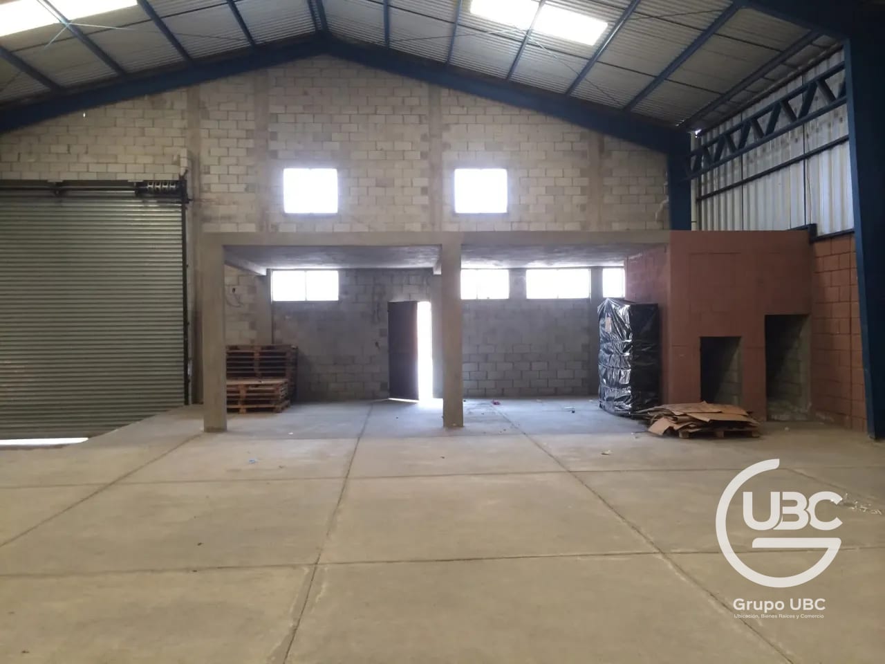 Bodega en renta en Los Álamos muy cercano a Plaza Los Álamos — Bodega / Ofibodega en Alquiler en EcoCentro Los Alamos, San Miguel Petapa, Guatemala, Ciudad — foto 3 de 5