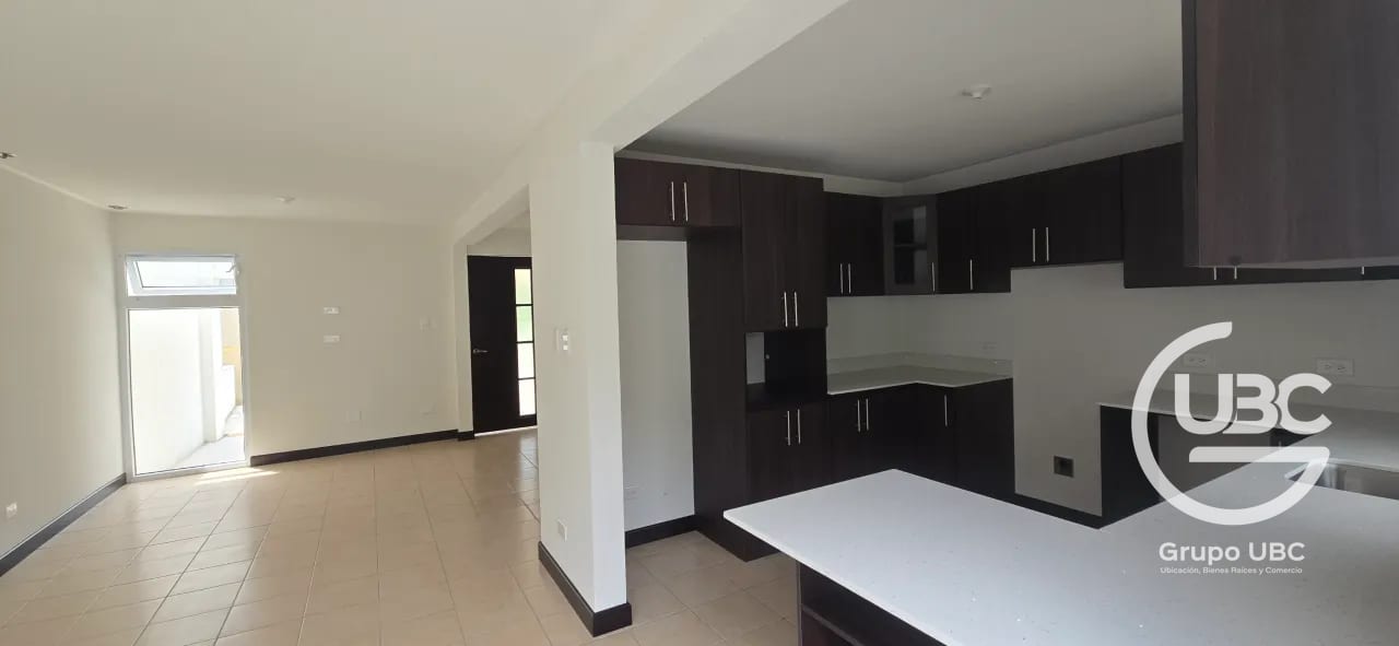 Casa en venta en Santa Lucía Milpas Altas Sacatepéquez — Casa en Venta en Santa Lucía Milpas Altas, Sacatepéquez — foto 7 de 17