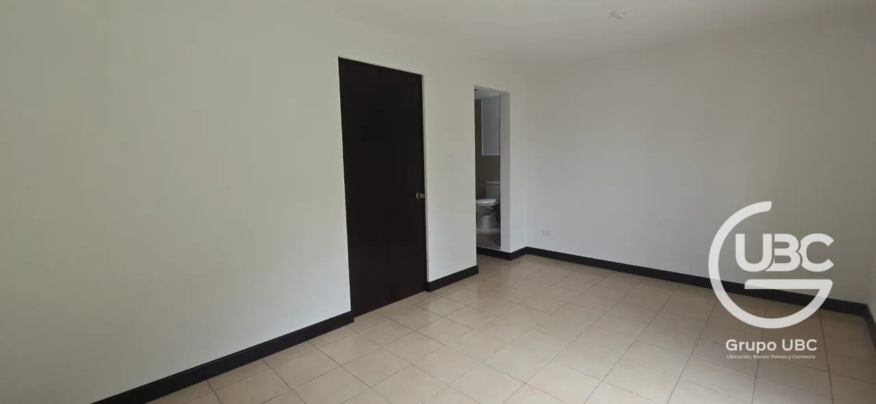 Casa en venta en Santa Lucía Milpas Altas Sacatepéquez — Casa en Venta en Santa Lucía Milpas Altas, Sacatepéquez — foto 11 de 17