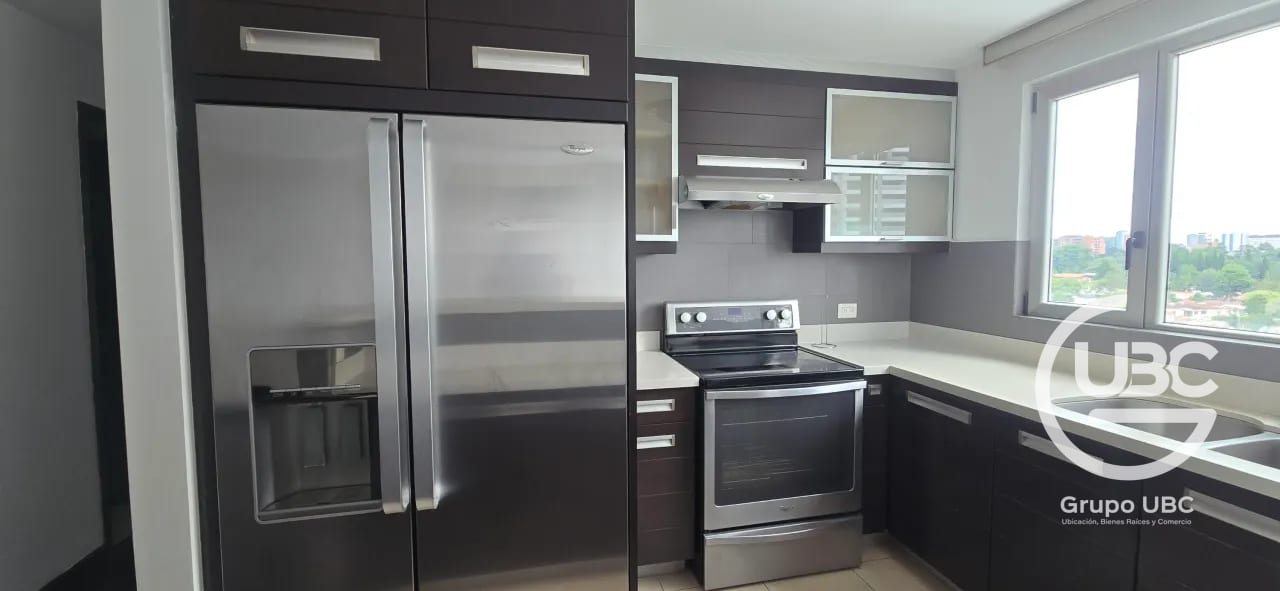 Apartamento amueblado en renta en Zona 14 — Apartamento en Alquiler en Catania, Zona 14, Guatemala, Ciudad — foto 10 de 15