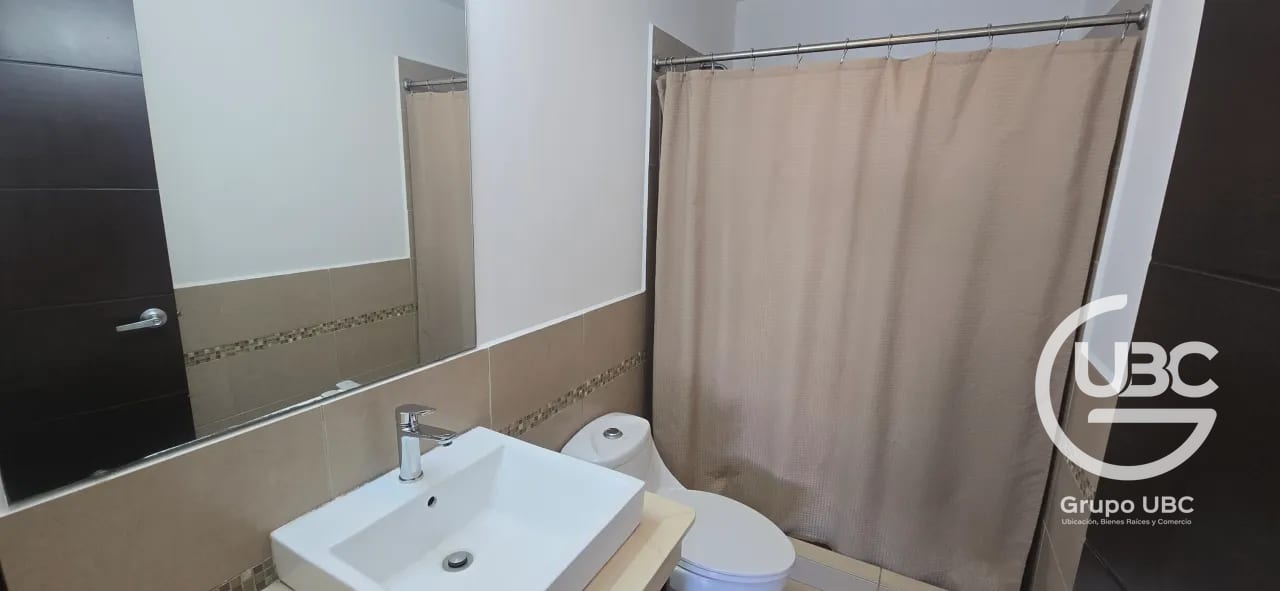 Apartamento amueblado en renta en Zona 14 — Apartamento en Alquiler en Catania, Zona 14, Guatemala, Ciudad — foto 13 de 15