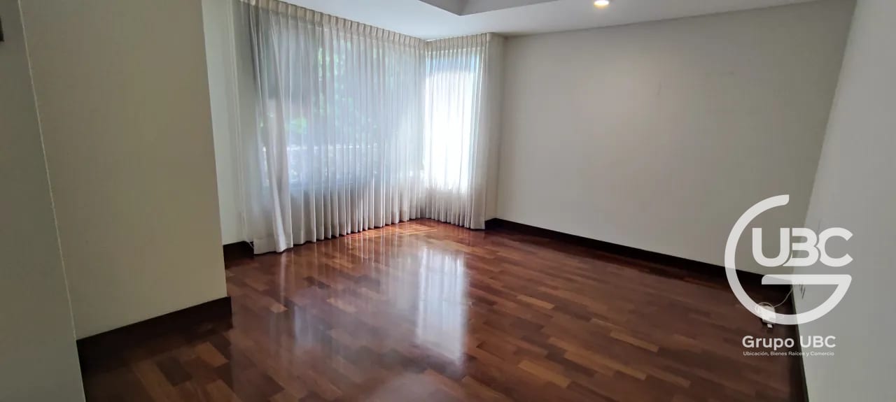 Apartamento en venta en Santa Sofía Zona 10 — Apartamento en Venta en Santa Sofía, Zona 10, Guatemala, Ciudad — foto 9 de 15