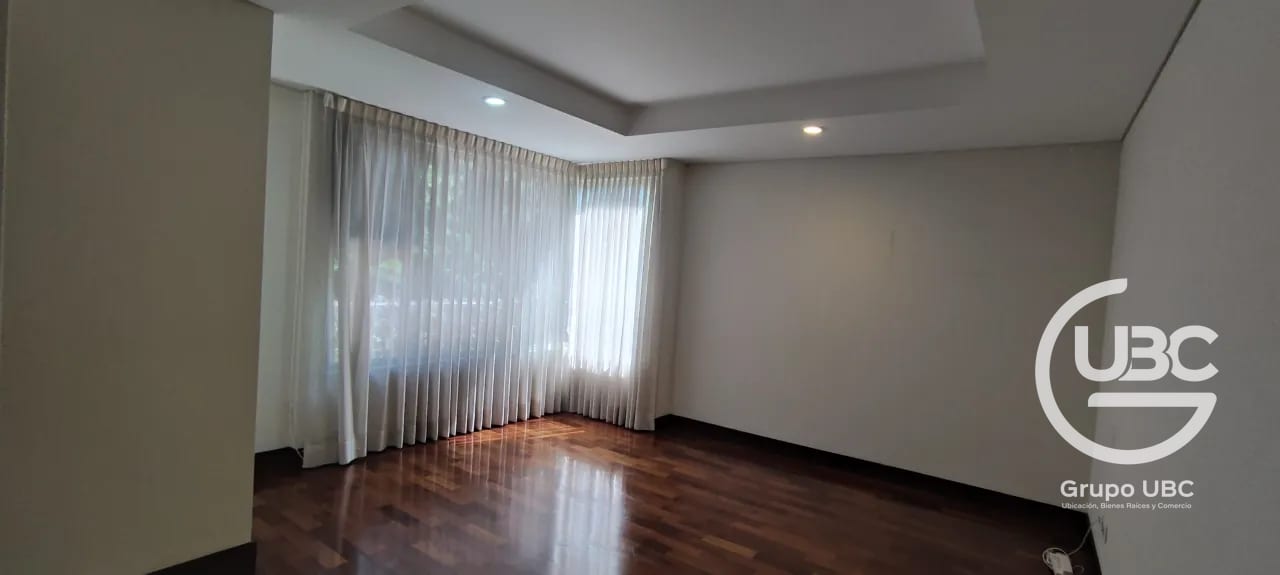 Apartamento en venta en Santa Sofía Zona 10 — Apartamento en Venta en Santa Sofía, Zona 10, Guatemala, Ciudad — foto 11 de 15