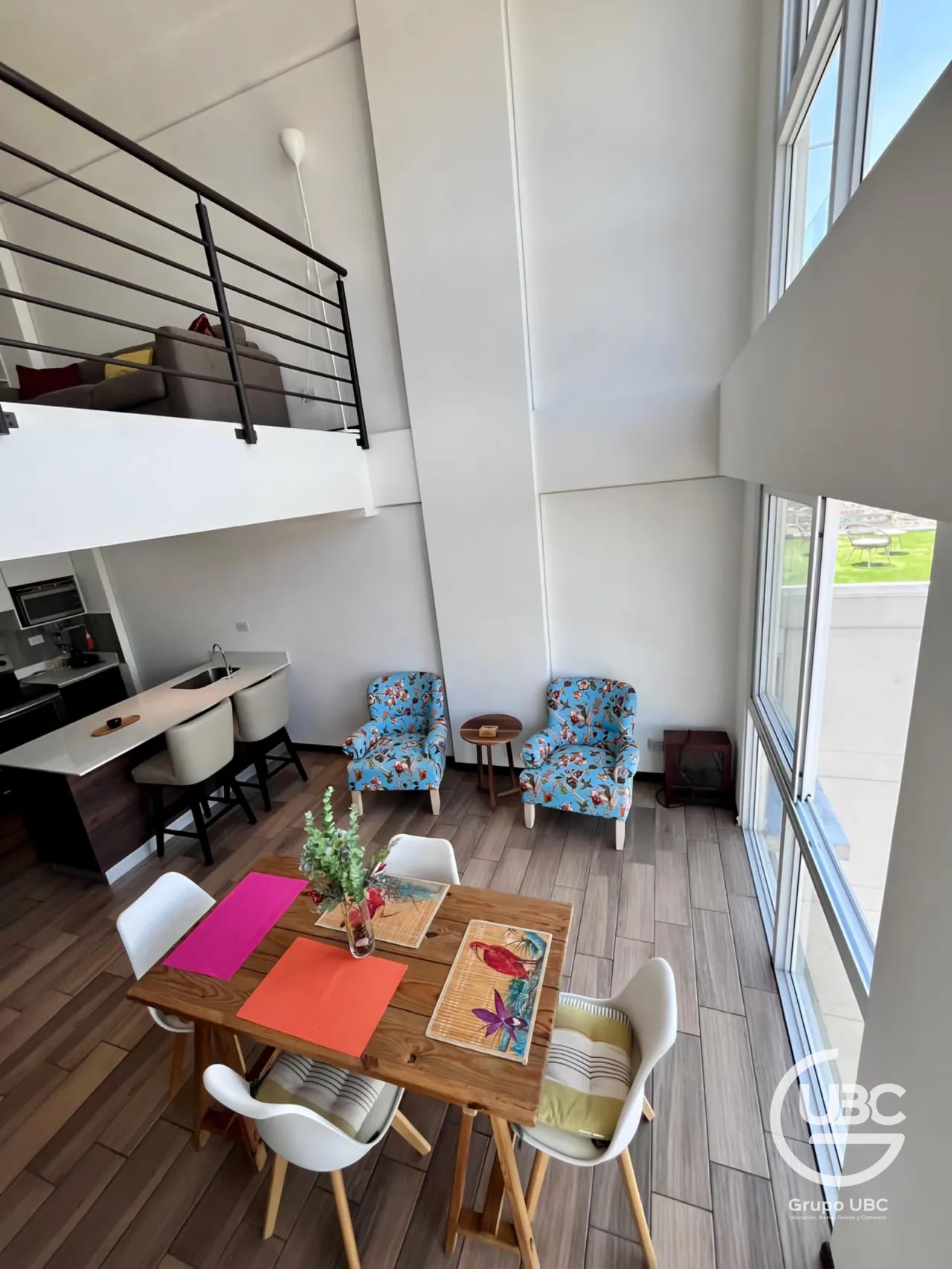 Apartamento en renta amueblado tipo PentHouse en Zona 5 — Apartamento en Alquiler en Casa Asunción, Zona 5, Guatemala, Ciudad — foto 3 de 14