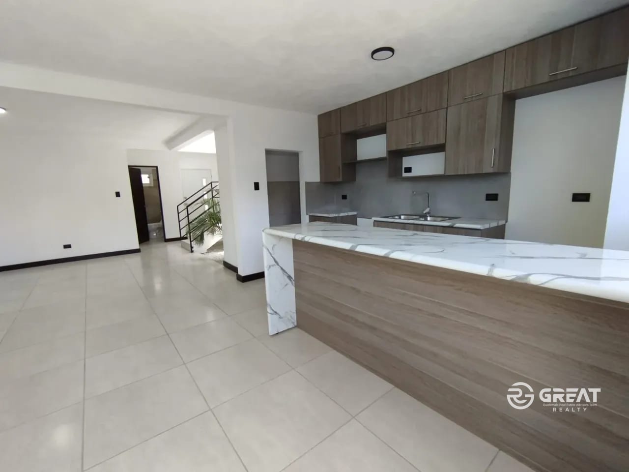 Casa Nueva en Venta | KM 22.2 Carretera al Salvador — Casa en Venta en Carretera a El Salvador, Guatemala, Ciudad — foto 3 de 14