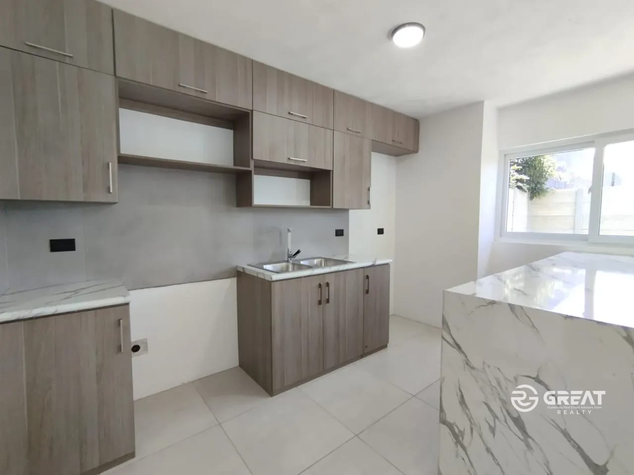Casa Nueva en Venta | KM 22.2 Carretera al Salvador — Casa en Venta en Carretera a El Salvador, Guatemala, Ciudad — foto 5 de 14