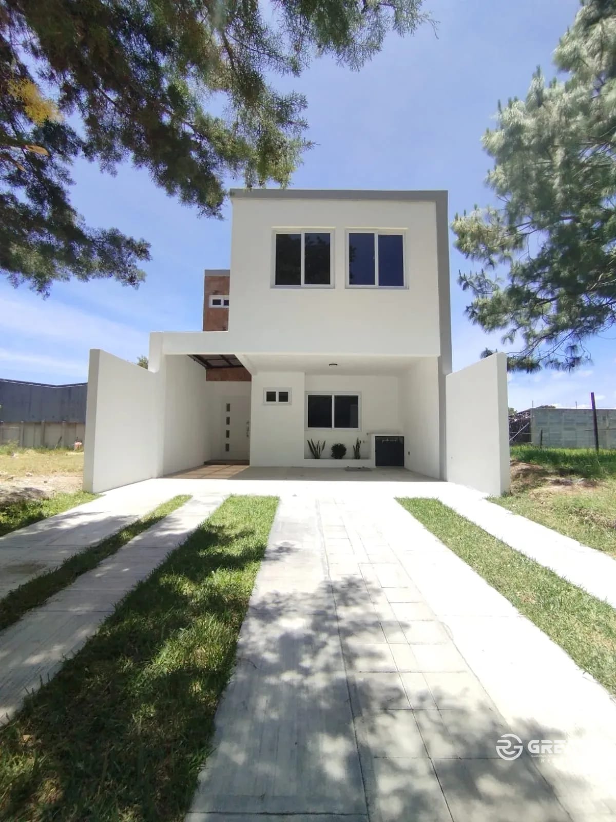 Casa Nueva en Venta | KM 22.2 Carretera al Salvador — Casa en Venta en Carretera a El Salvador, Guatemala, Ciudad — foto 1 de 14