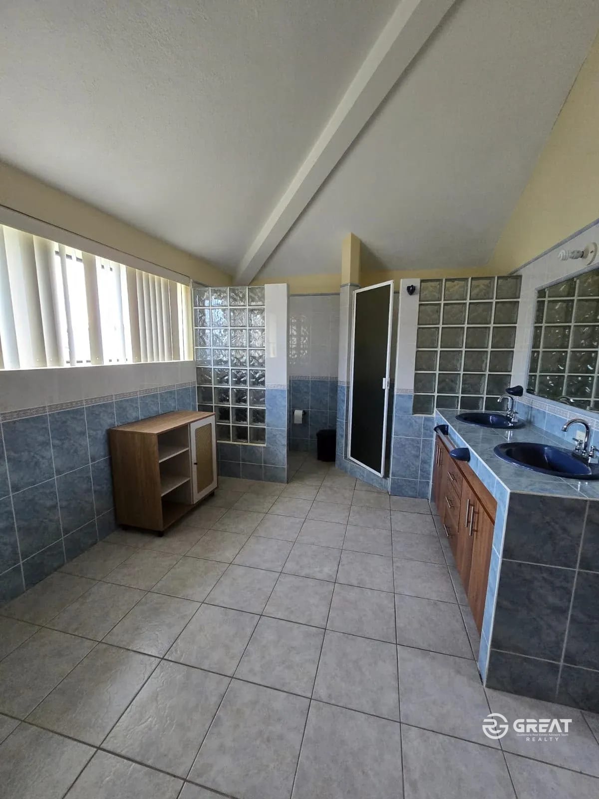 🏡 Casa en Venta en La Foresta | Carretera a Fraijanes — Casa en Venta en La Foresta, Carretera a El Salvador, Guatemala, Ciudad — foto 11 de 14