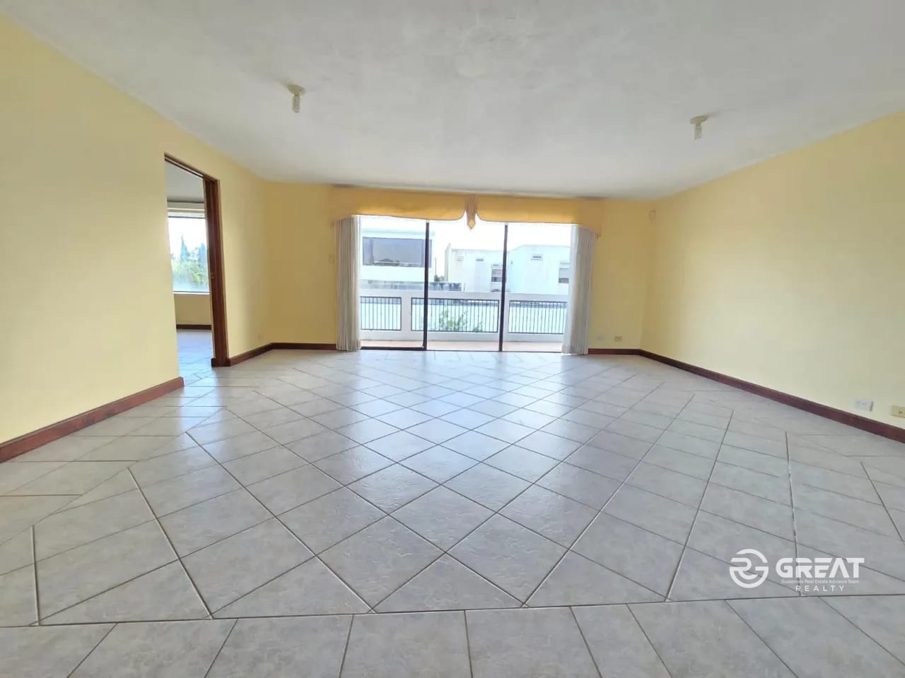 🏡 Casa en Venta en La Foresta | Carretera a Fraijanes — Casa en Venta en La Foresta, Carretera a El Salvador, Guatemala, Ciudad — foto 6 de 14