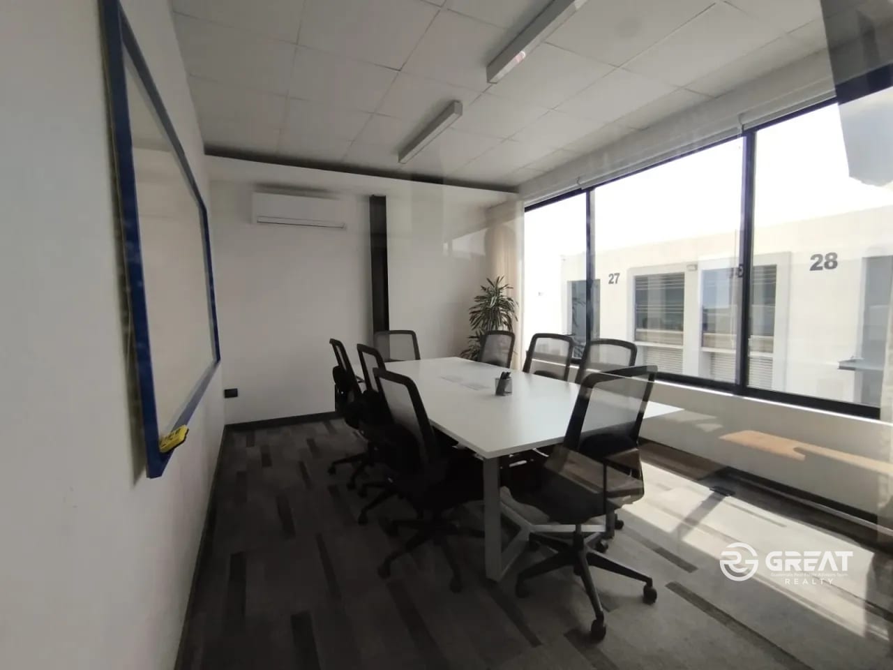 Oficina en Renta – InterNaranjo Empresarial, cerca de Condado Naranjo — Oficina en Alquiler en Zona 4 Mixco, Guatemala, Ciudad — foto 8 de 13