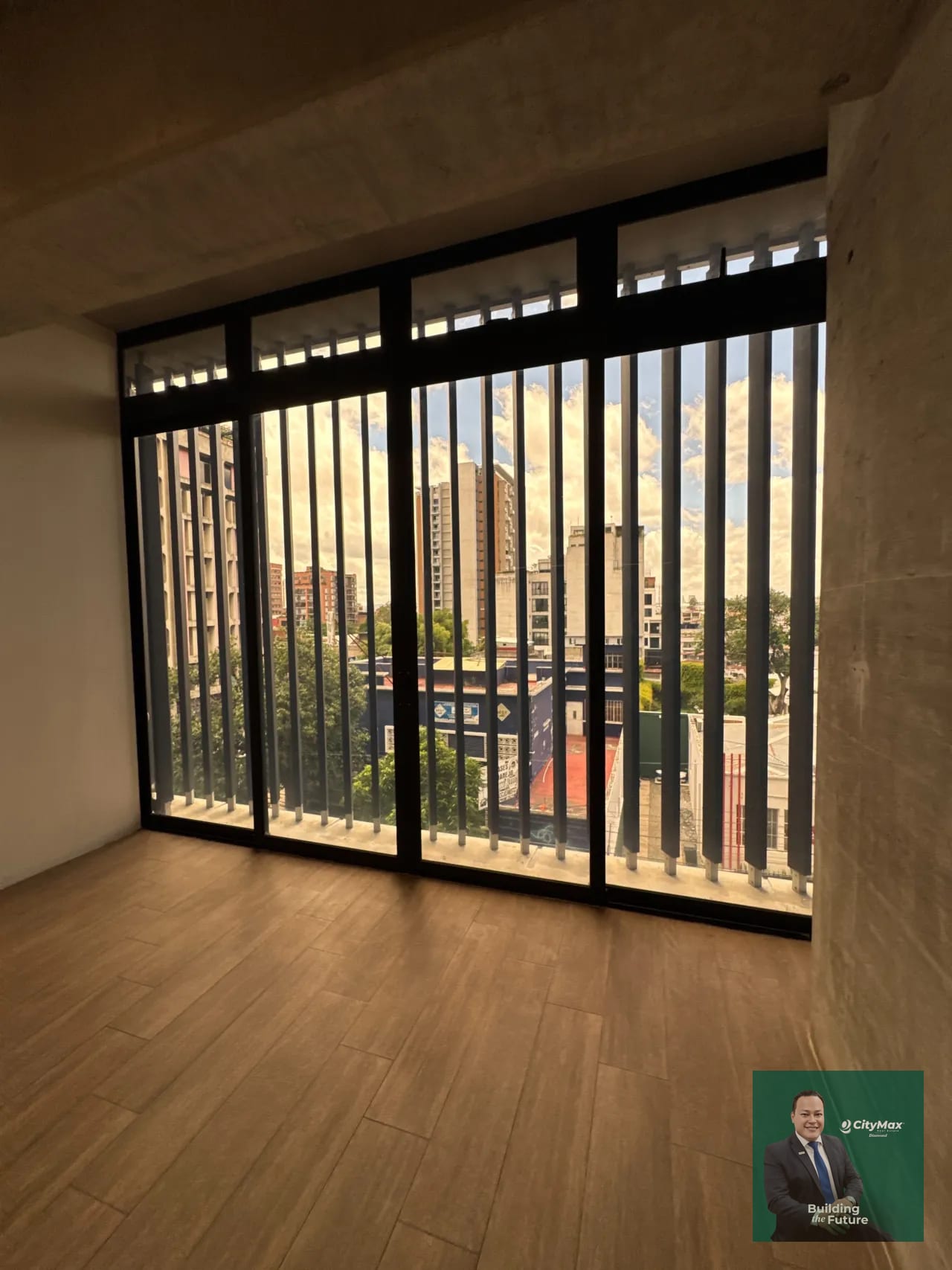 Oficina en venta Zona 4 Edificio Granat — Oficina en Venta en Granat, Zona 4, Guatemala, Ciudad — foto 4 de 12