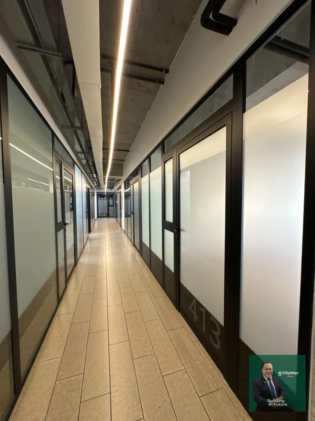 Oficina en venta Zona 4 Edificio Granat — Oficina en Venta en Granat, Zona 4, Guatemala, Ciudad — foto 5 de 12
