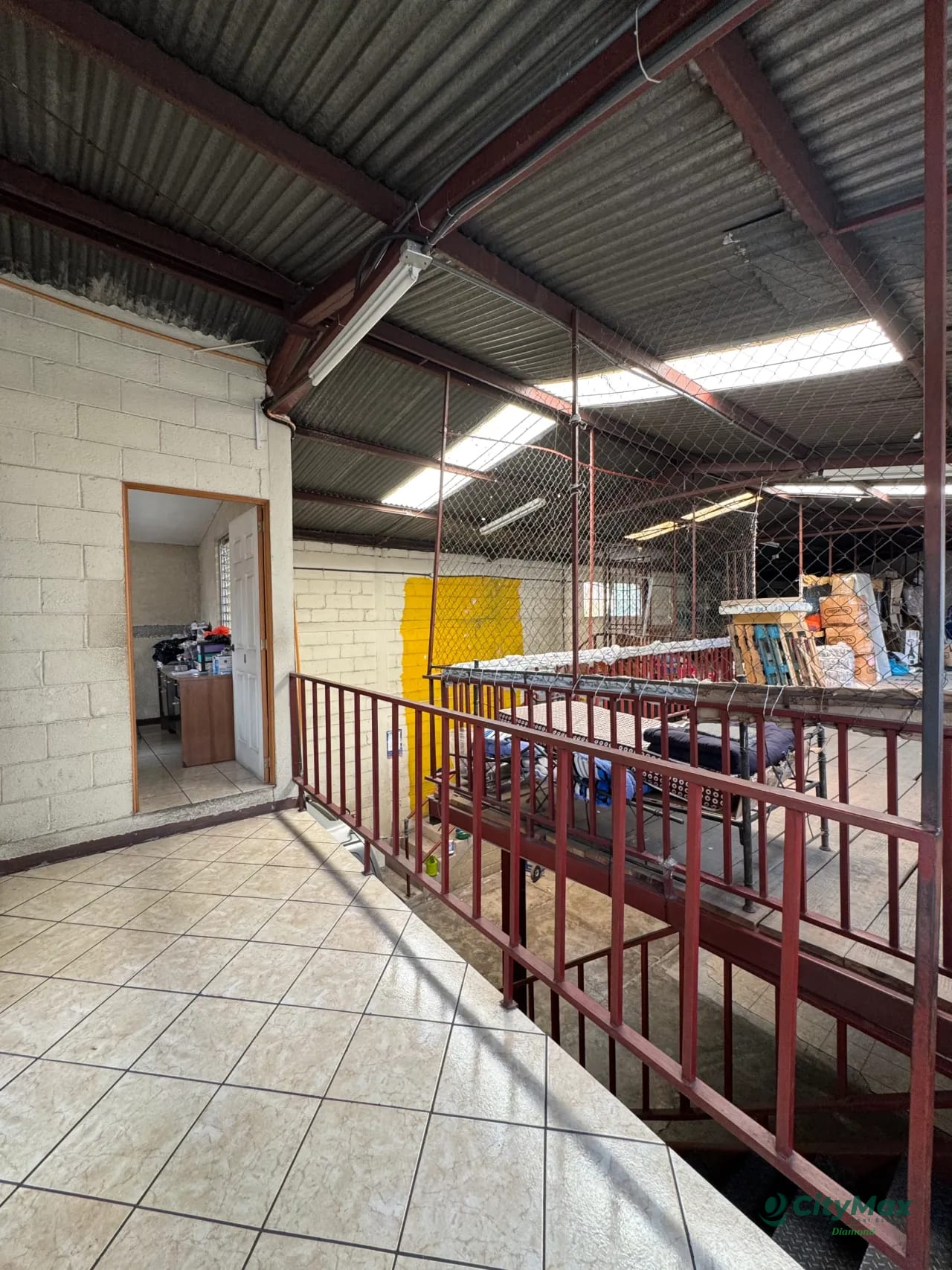 Bodega en renta Zona 5 - Image 2