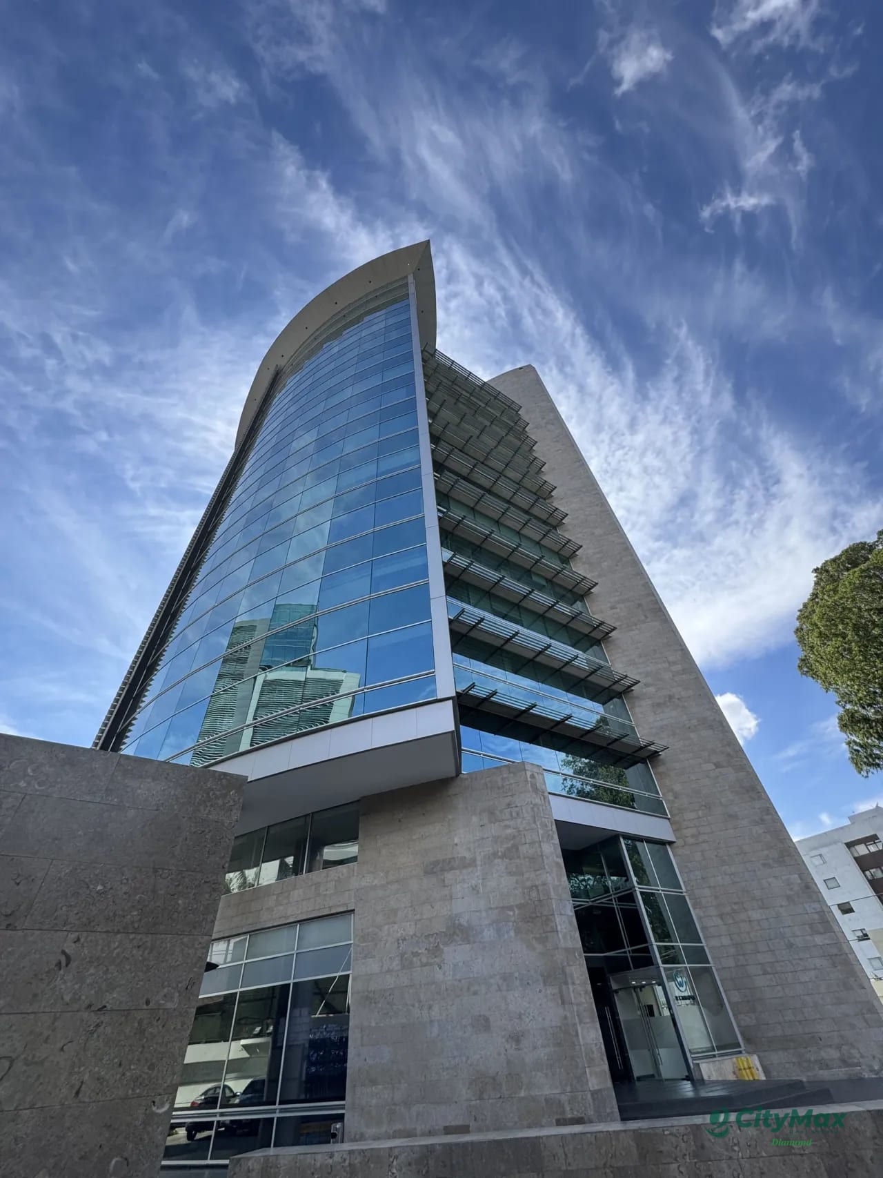 Oficina en venta Edificio Avante Zona 15