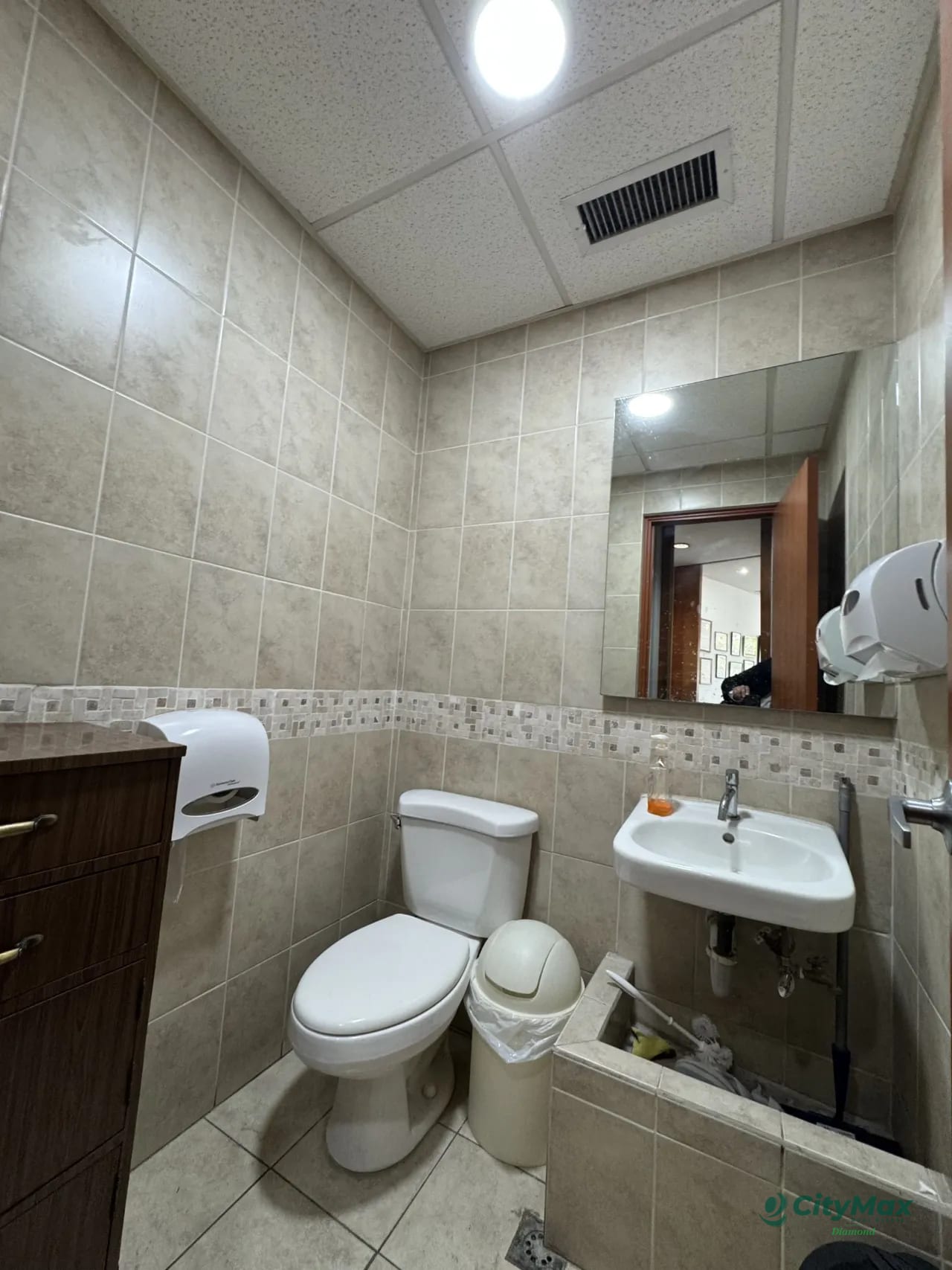 Oficina en venta Edificio Avante Zona 15 — Clínica en Venta en Avante, Zona 15, Guatemala, Ciudad — foto 10 de 12