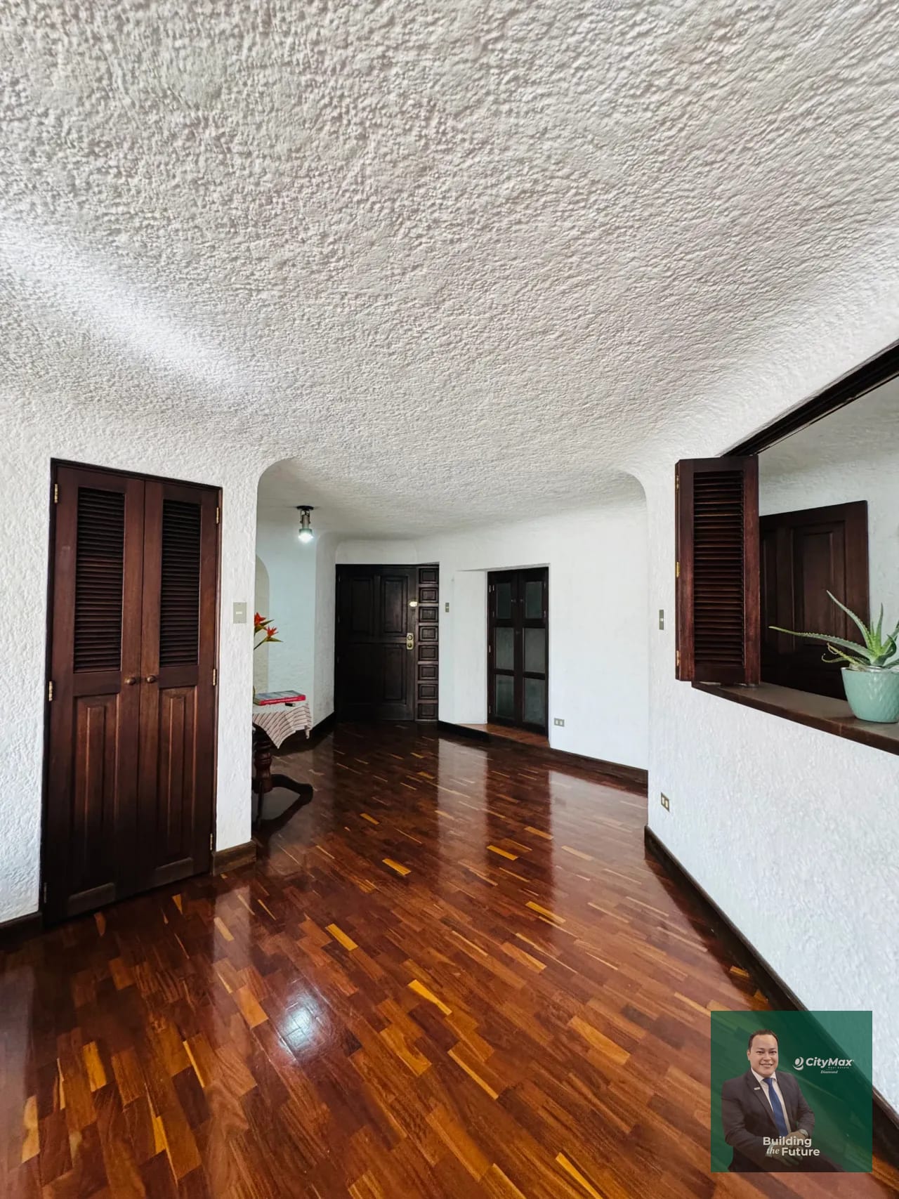 Apartamento en Venta Zona 10 — Apartamento en Venta en Santa Clara Las Cañas, Zona 10, Guatemala, Ciudad — foto 5 de 12