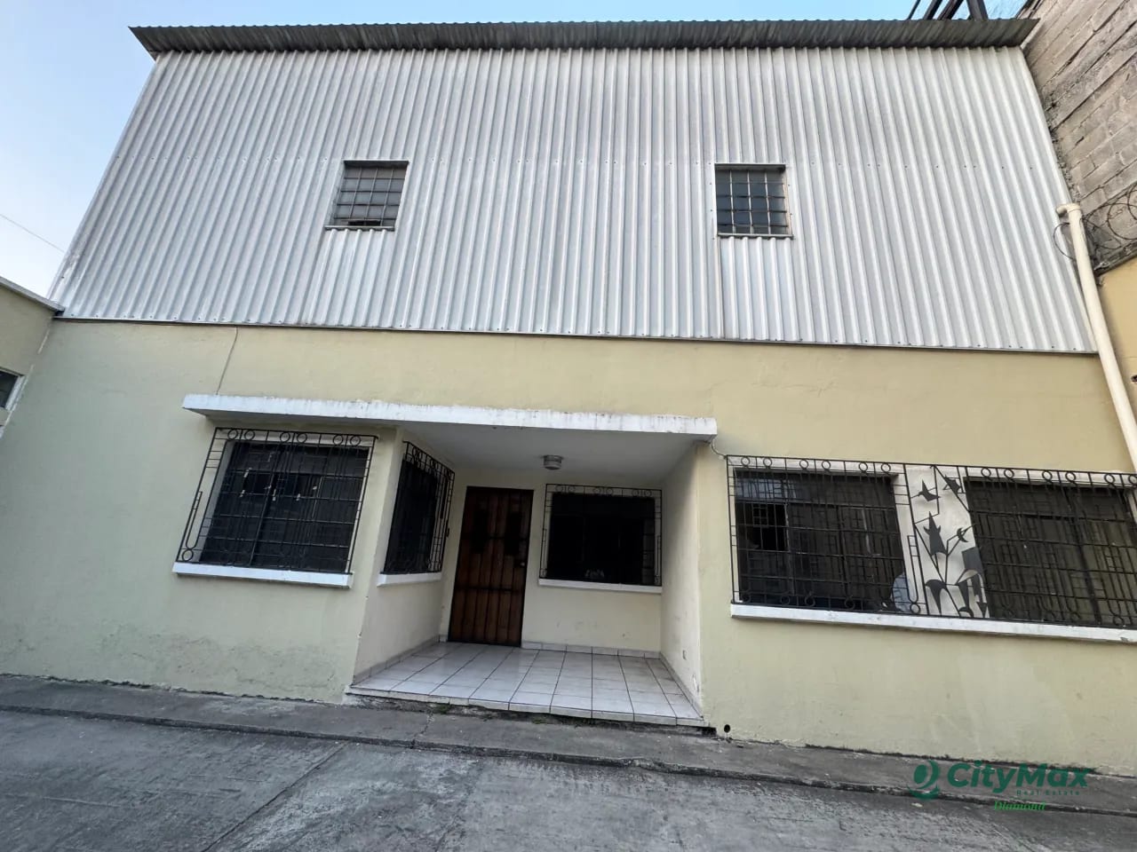 Casa uso comercial zona 9 — Casa en Alquiler en Zona 9, Guatemala, Ciudad — foto 2 de 11