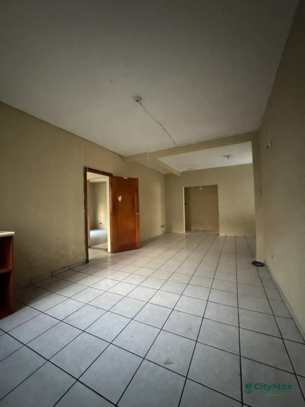 Casa uso comercial zona 9 — Casa en Alquiler en Zona 9, Guatemala, Ciudad — foto 5 de 11