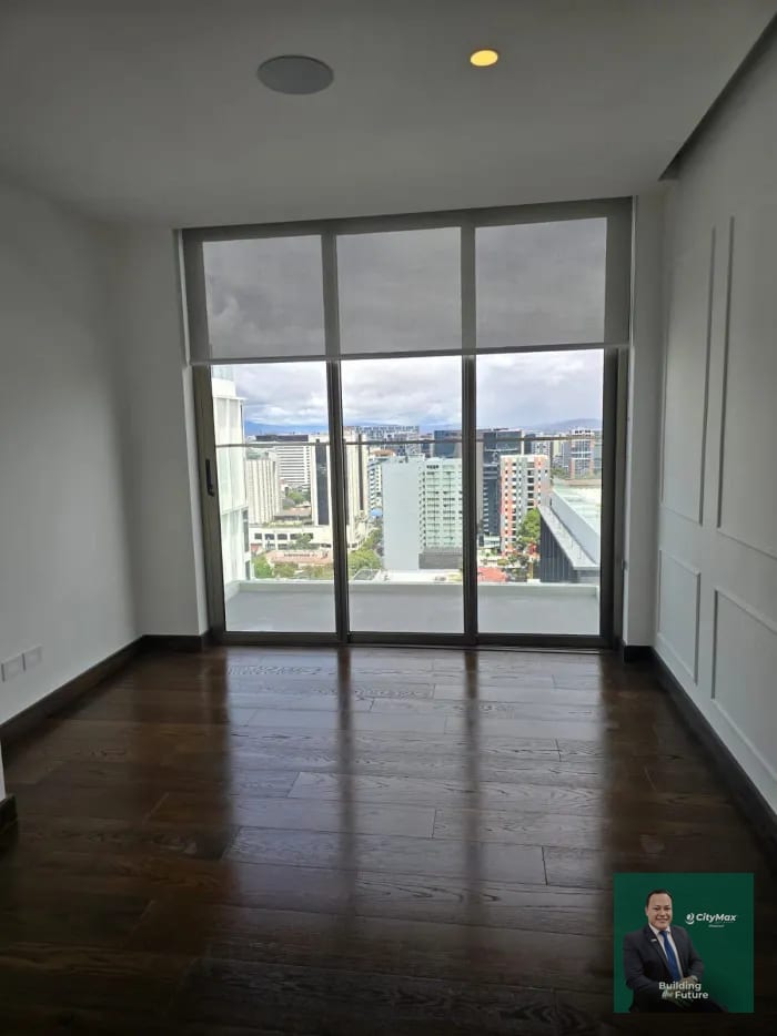 Apartamento en Renta Zona 10 — Apartamento en Alquiler en Atarah, Zona 10, Guatemala, Ciudad — foto 2 de 11