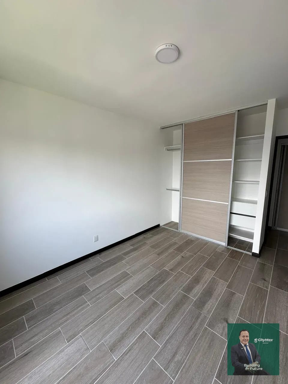 Apartamento en renta zona 14 — Apartamento en Alquiler en Segheria, Zona 14, Guatemala, Ciudad — foto 5 de 8