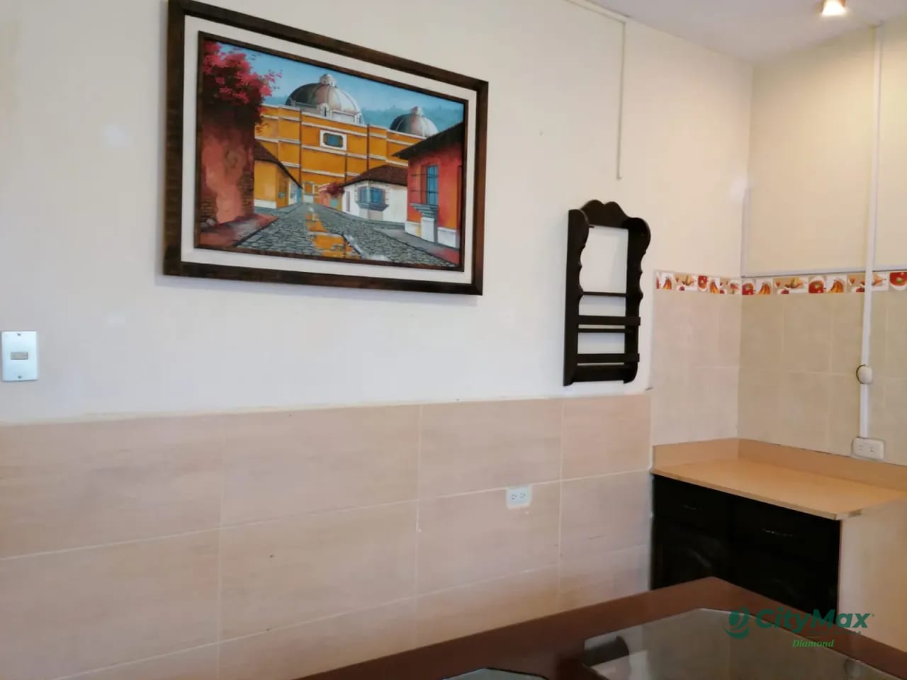 Casa en venta Villa Sol Zona 12 - Image 2