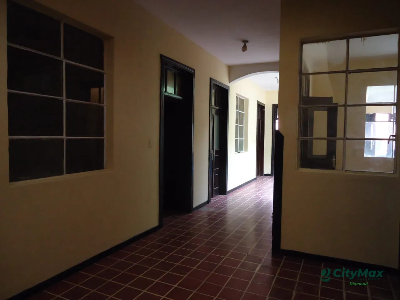 Casa en renta para uso comercia zona 5 — Casa en Alquiler en La Palmita, Zona 5, Guatemala, Ciudad — foto 1 de 7
