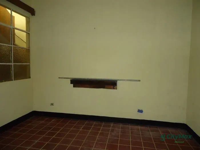 Casa en renta para uso comercia zona 5 — Casa en Alquiler en La Palmita, Zona 5, Guatemala, Ciudad — foto 6 de 7
